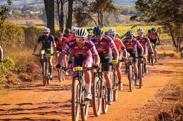 Conquering uk emissions regulations: the complete handbook for sport bike compliance